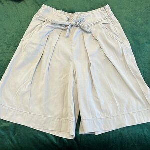 Esprit Gray high waisted flowy walking shorts